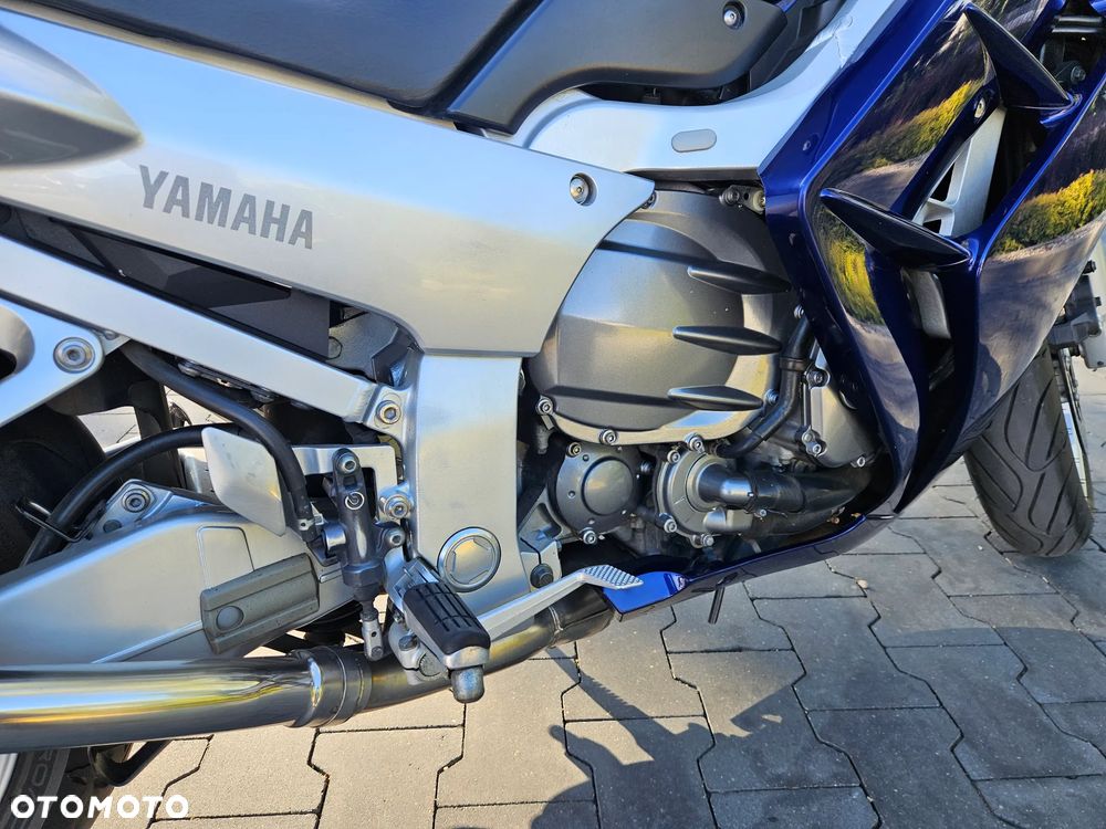 Yamaha FJR - 8