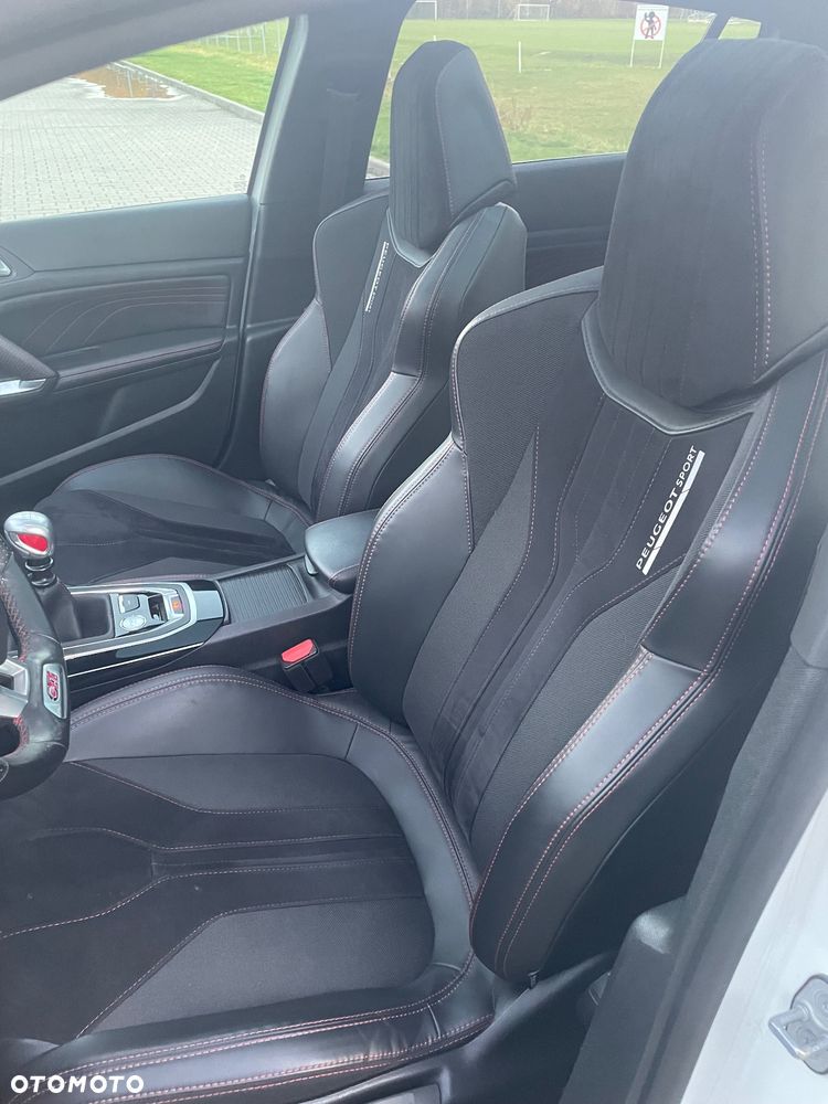 Peugeot 308 1.6 e-THP GTi by Sport S&S - 8