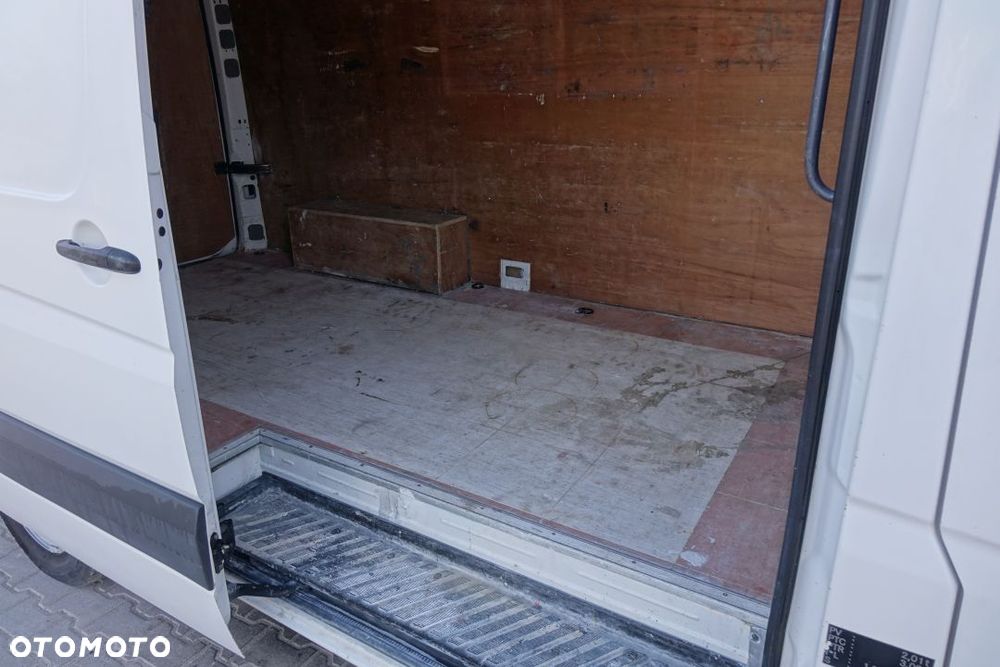 Volkswagen CRAFTER / L2H2 FURGON / BLASZAK / 2.0 / 108KM / BAGAŻNIK DACHOWY - 16