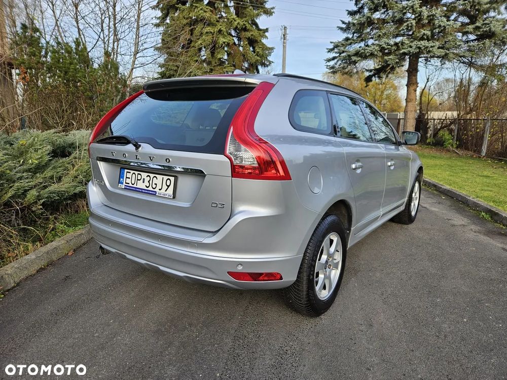 Volvo XC 60 D3 Momentum - 3