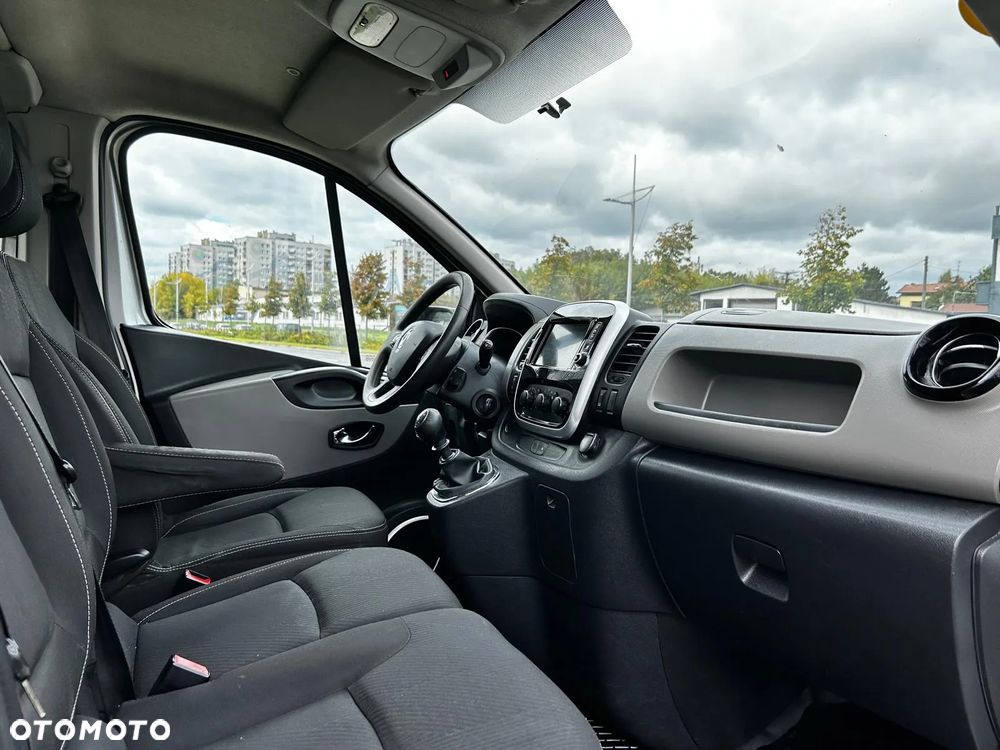 Renault Trafic - 17