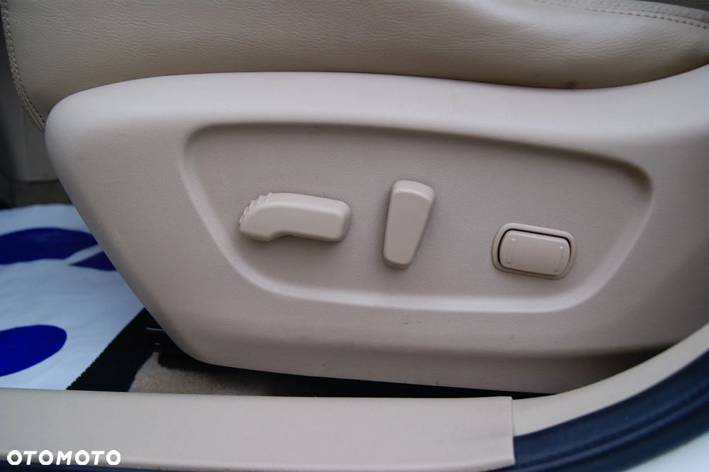 Nissan X-Trail 2.0 dCi Tekna 4WD 7os - 20