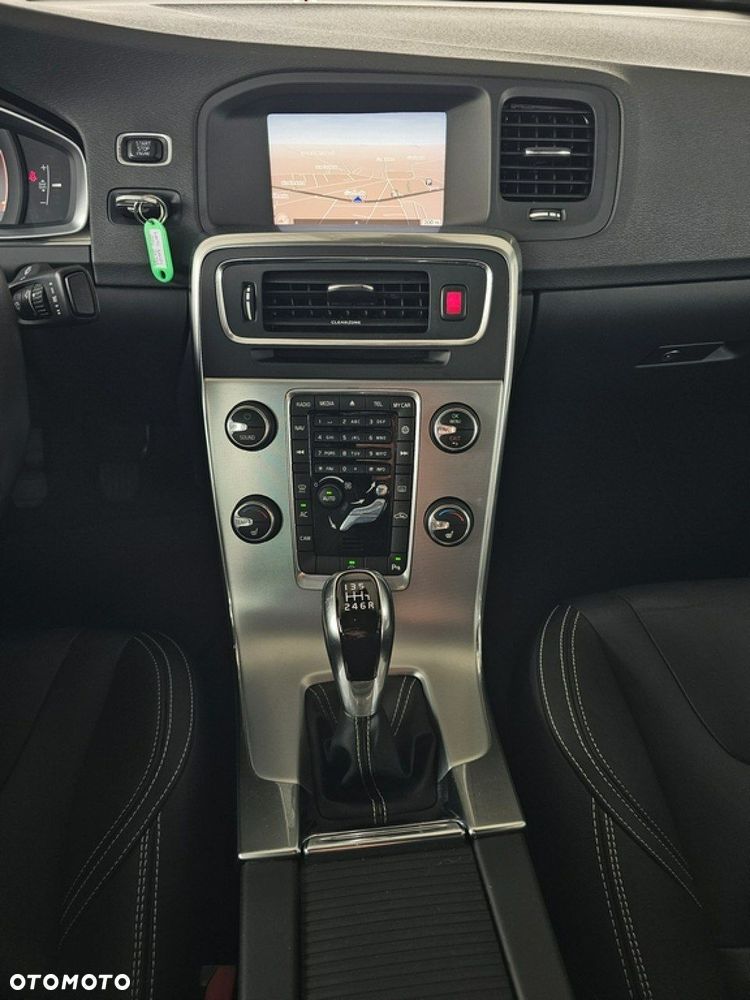 Volvo S60 - 19