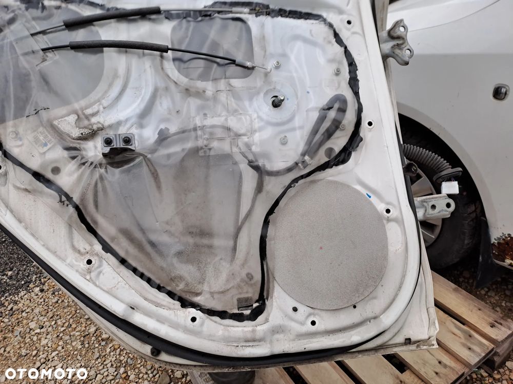 Hyundai I20 I FL 5D drzwi błotniki maska klapa bagaznika kod lakieru PHW - 9