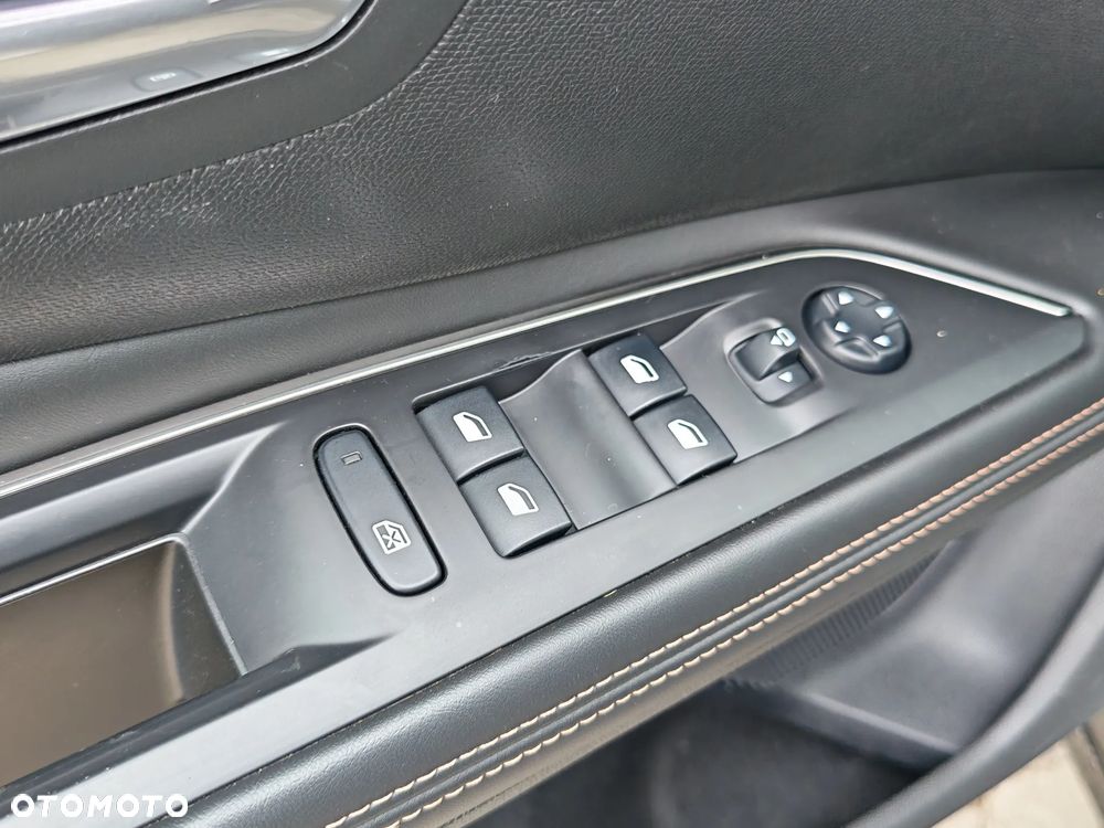 Peugeot 5008 1.2 PureTech Access - 27