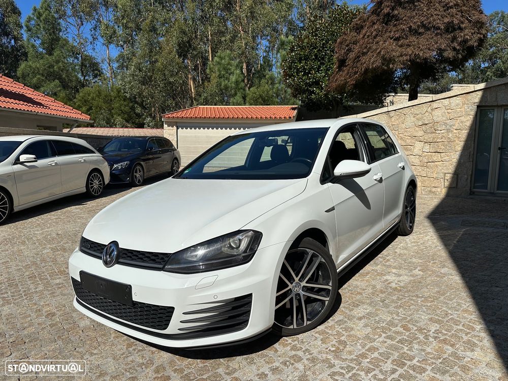 VW Golf GTD BlueMotion - 1