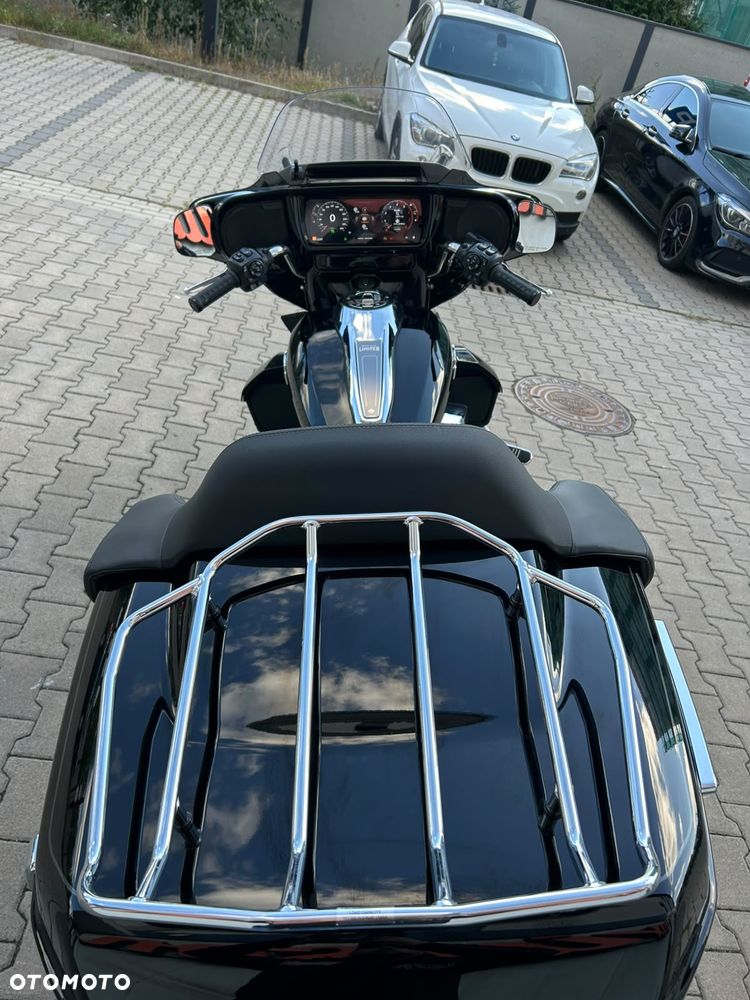 Harley-Davidson Touring Street Glide - 17