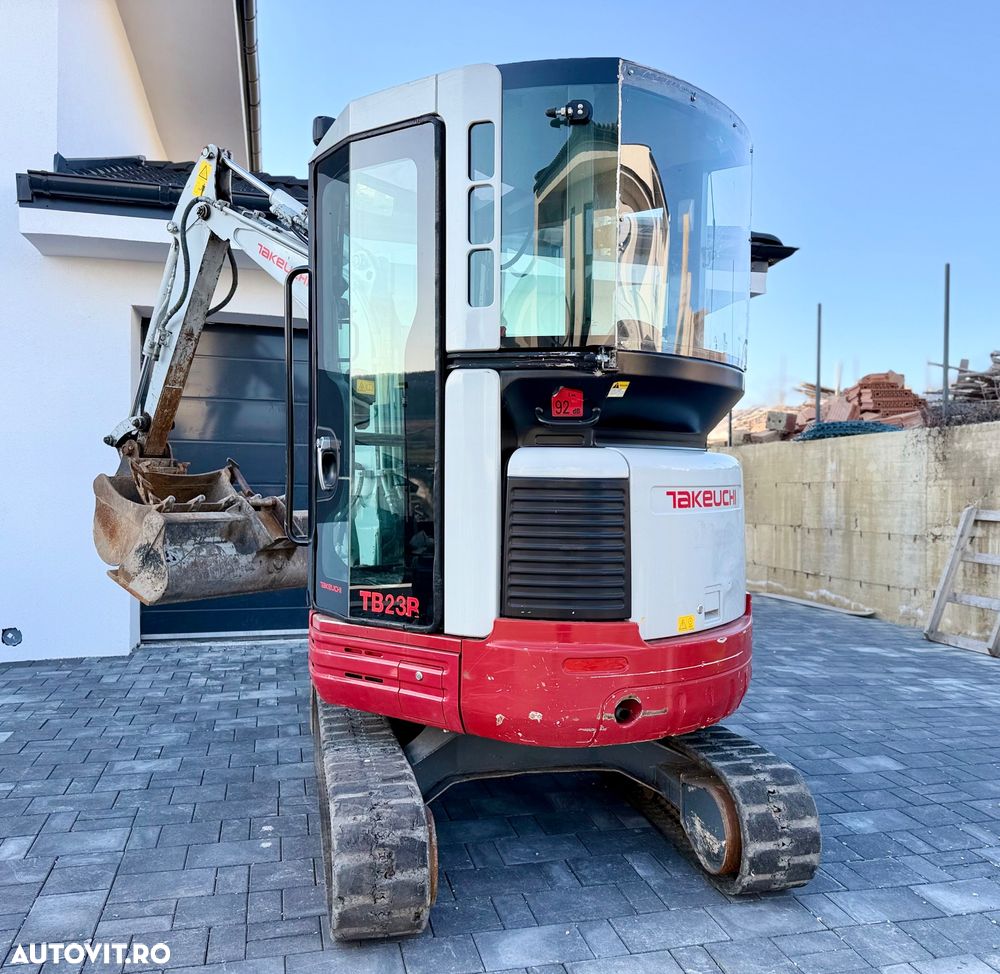 Takeuchi TB23R - 17