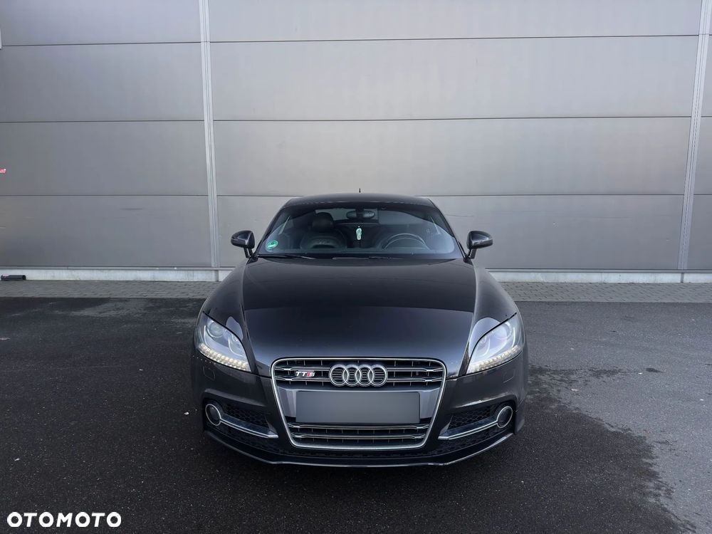Audi TT S Coupé - 2