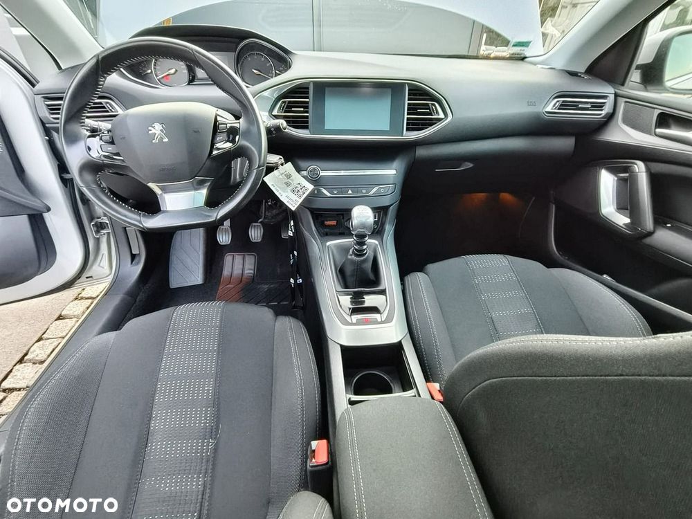 Peugeot 308 - 12