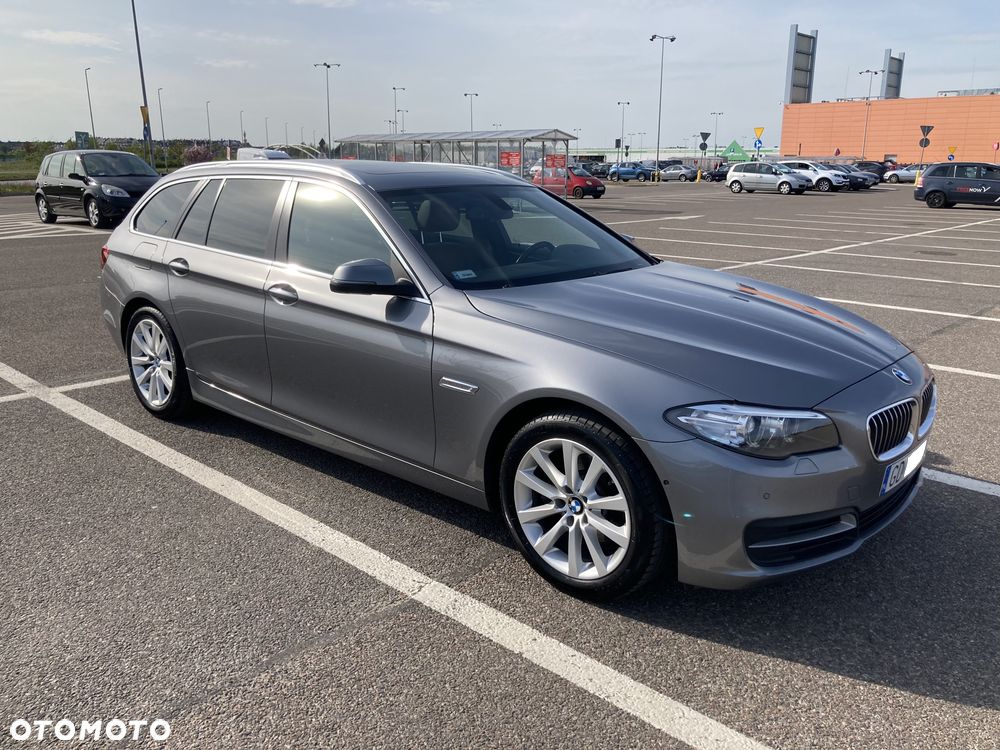 BMW Seria 5 520d Touring - 11