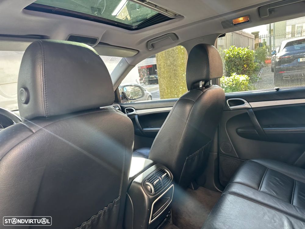 Porsche Cayenne Tiptronic - 14