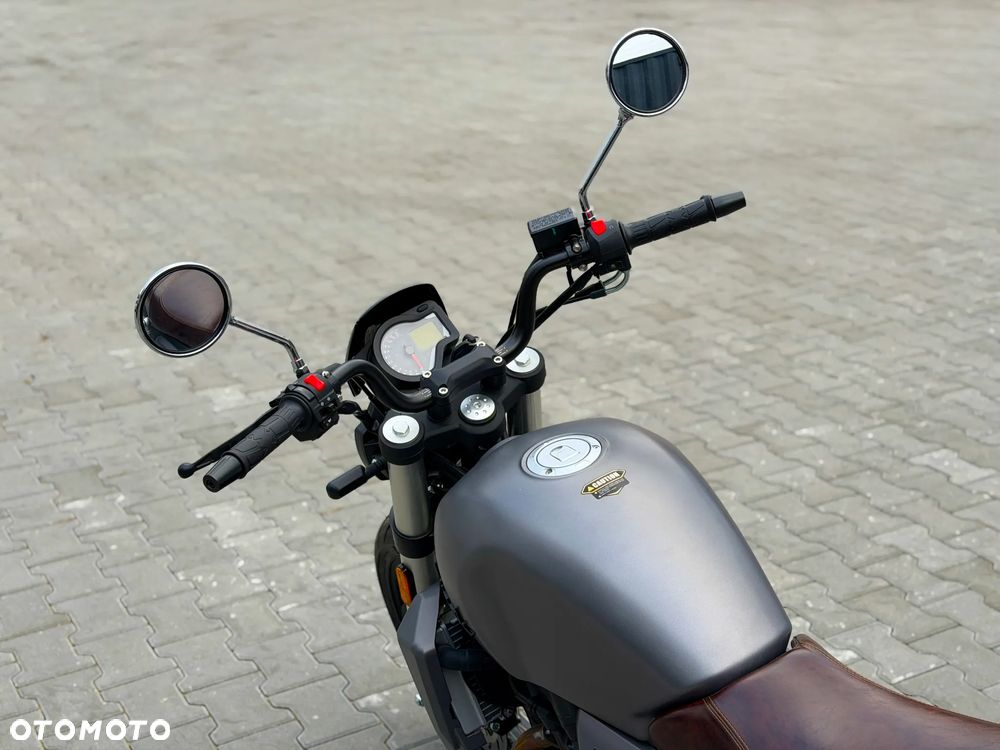 Junak SR - 8