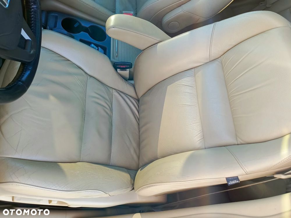 Honda CR-V 2.0 Executive NAVI - 27