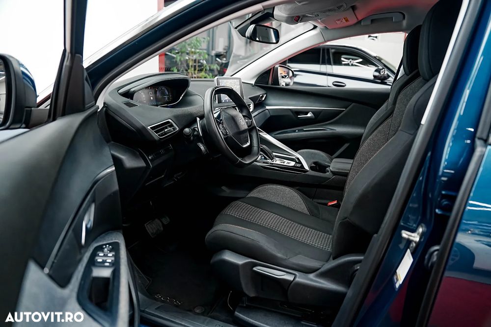 Peugeot 5008 - 4