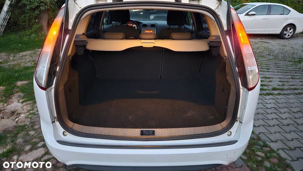 Ford Focus 1.6 TDCi Silver X - 9