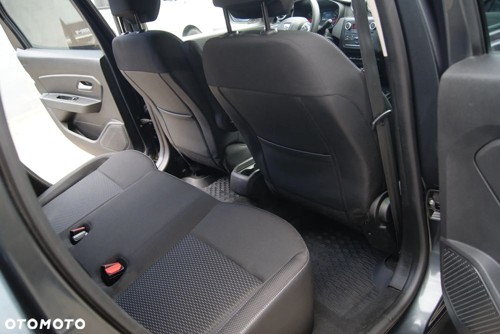 Dacia Duster 1.6 SCe Laureate S&S - 21
