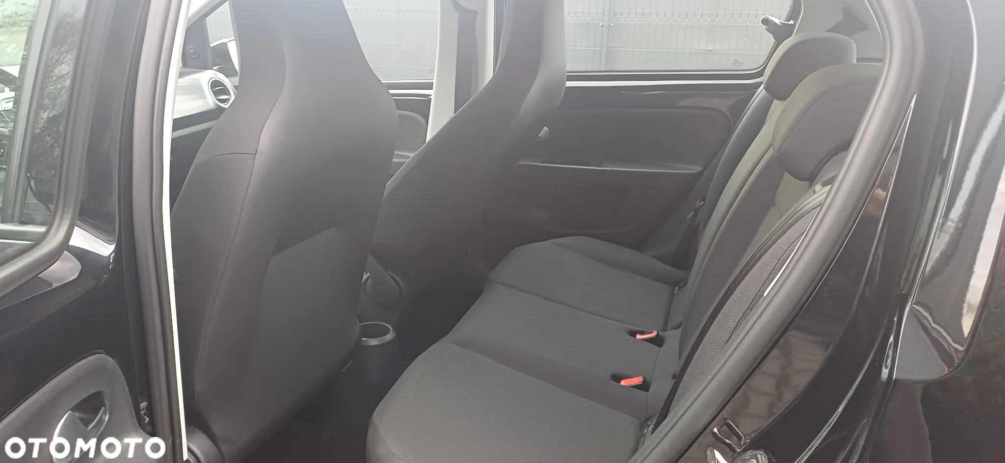 Volkswagen up! 1.0 move - 16