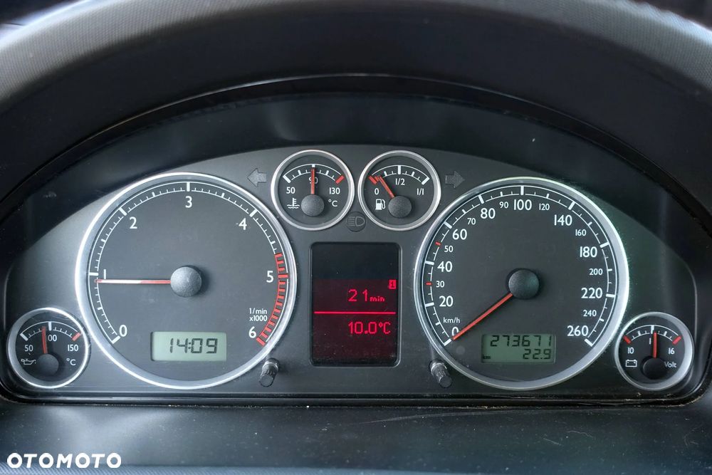 Seat Alhambra 2.0 TDI Reference - 17