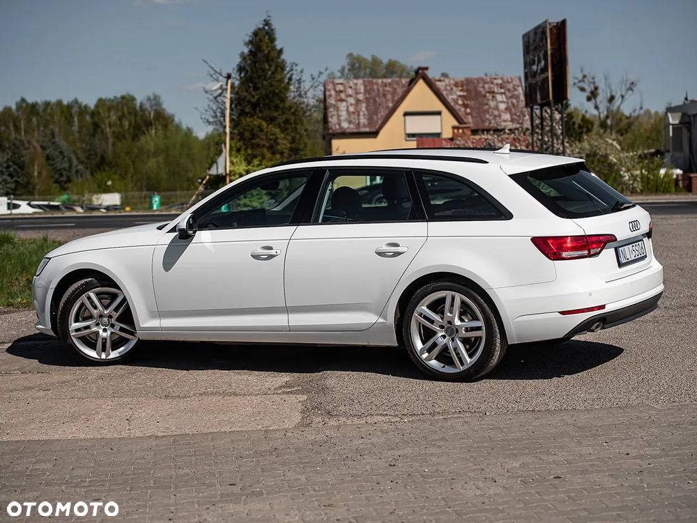 Audi A4 Avant 2.0 TDI - 10