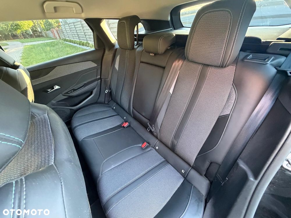 Peugeot 308 1.5 BlueHDi Allure S&S EAT8 - 11