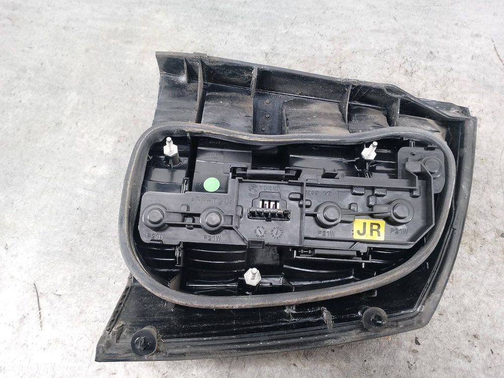 LAMPA TYLNA LEWA OPEL VECTRA C 13130645 HATCHBACK - 3