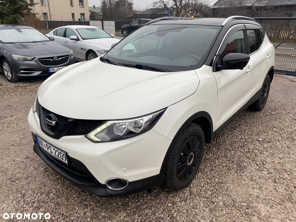 Nissan Qashqai 1.6 DIG-T 360 - 1