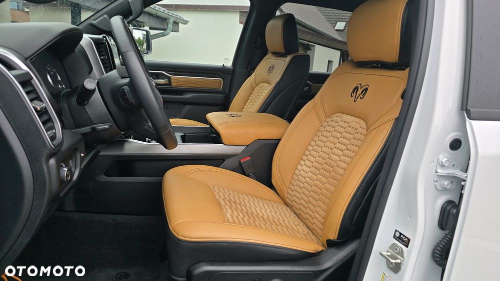 RAM 1500 5.7 Crew Cab Bighorn - 20