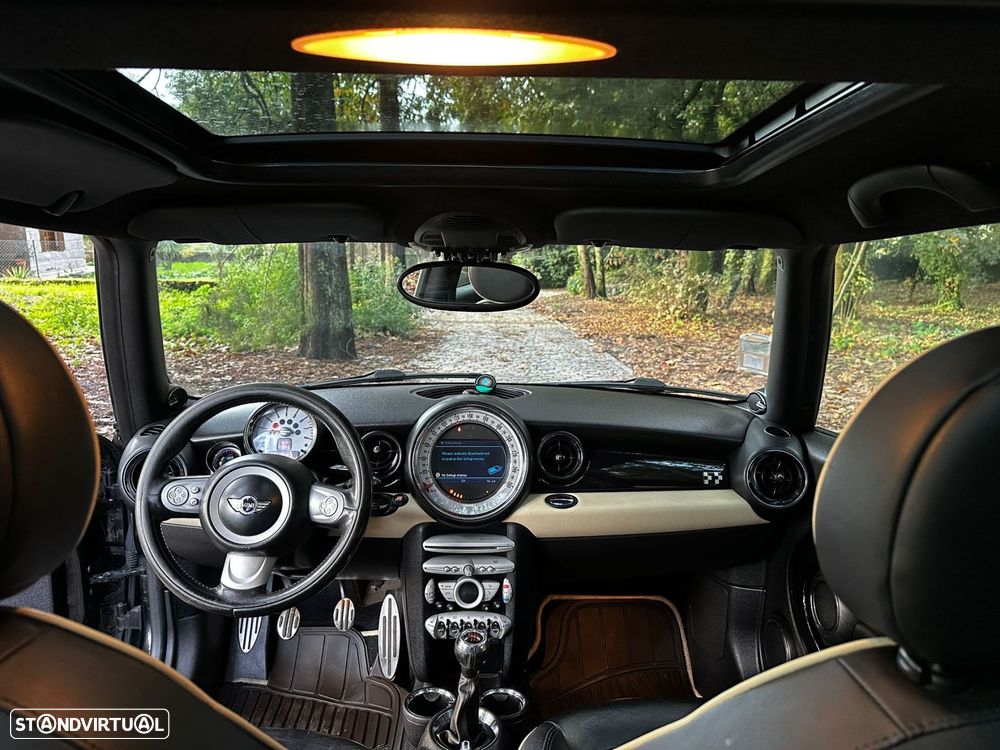 MINI Clubman John Cooper Works - 13