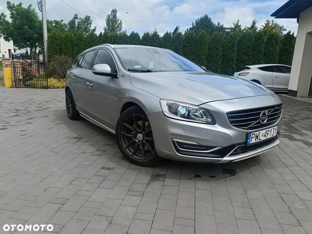Volvo V60 D6 AWD Plug-in Hybrid Summum - 21
