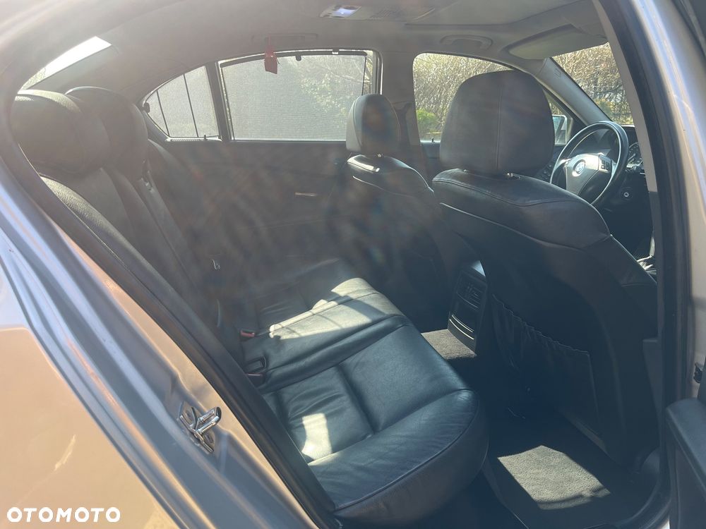 BMW Seria 5 - 11