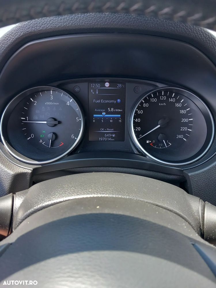 Nissan Qashqai 1.5 DCI N-Connecta - 8