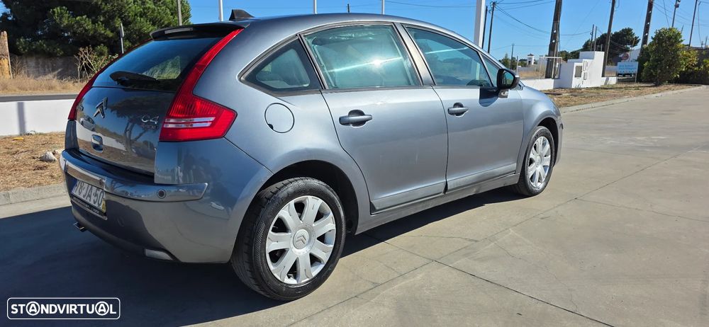 Citroën C4 1.6 HDi Exclusive - 11