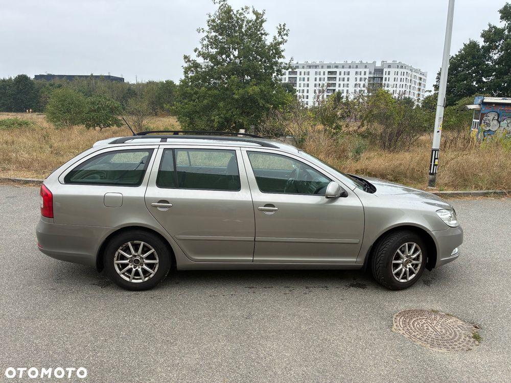 Skoda Octavia 1.4 TSI Ambiente - 4