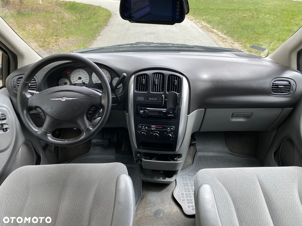 Chrysler Town & Country 3.8 - 15
