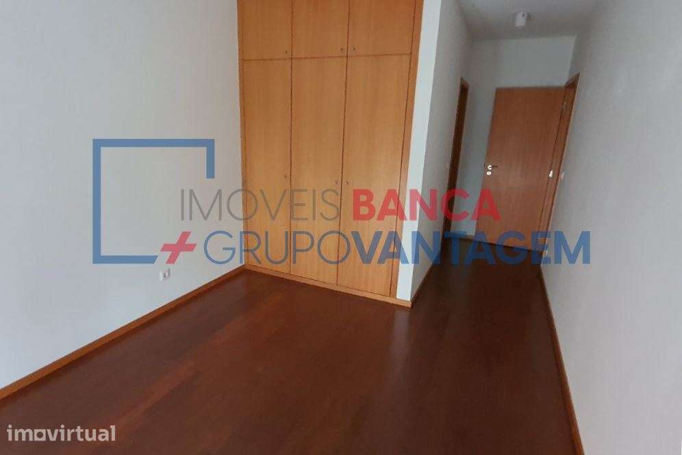 Apartamento, para venda, Vila Nova de Gaia - Oliveira do Douro - Grande imagem: 3/13