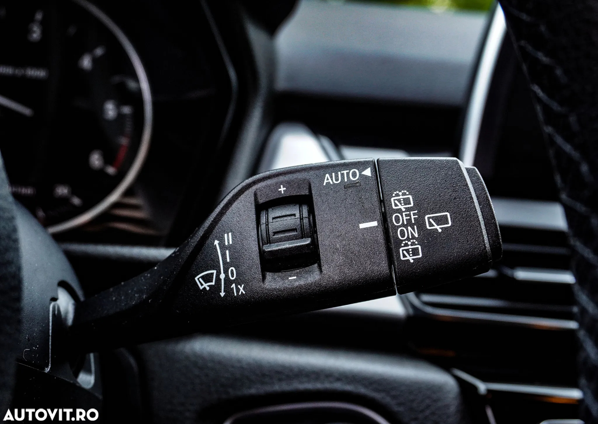 BMW Seria 2 216d Advantage - 32