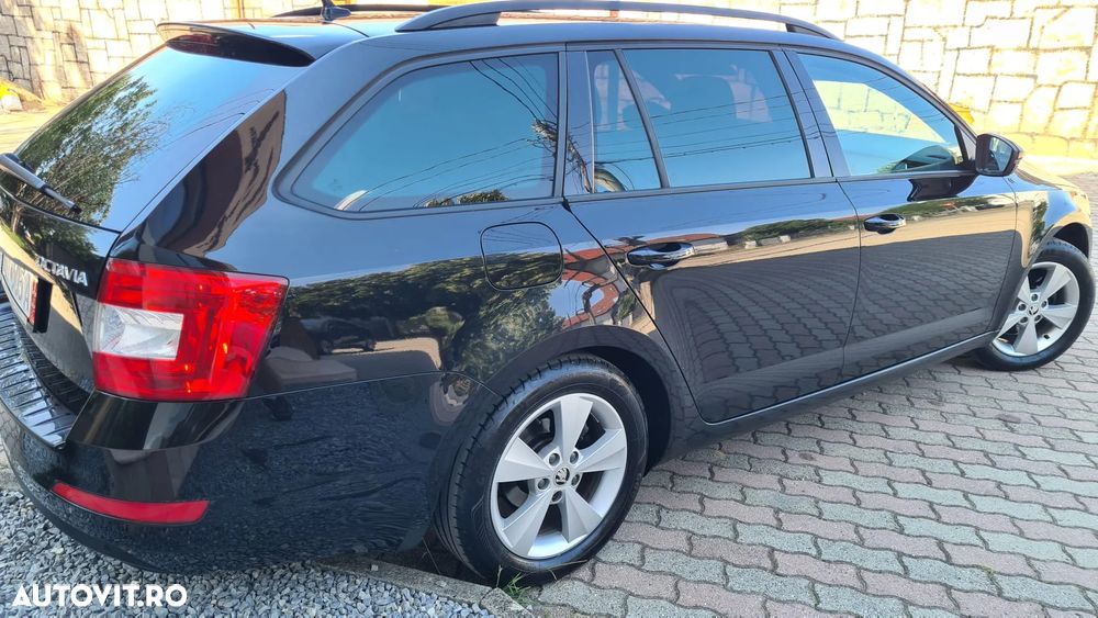 Skoda Octavia 2.0 TDI ELEGANCE - 3