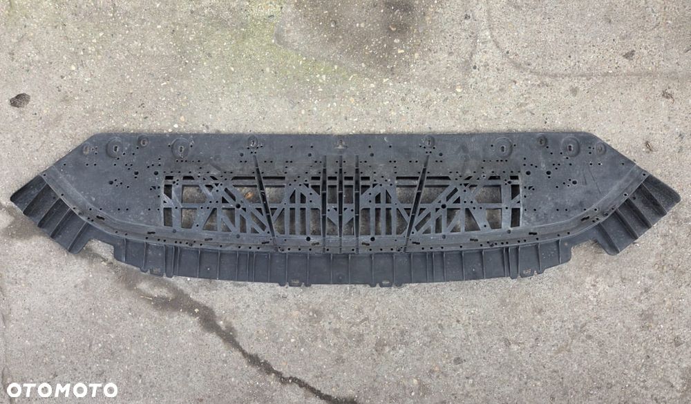 Podłoga Audi A5 8W6807611B