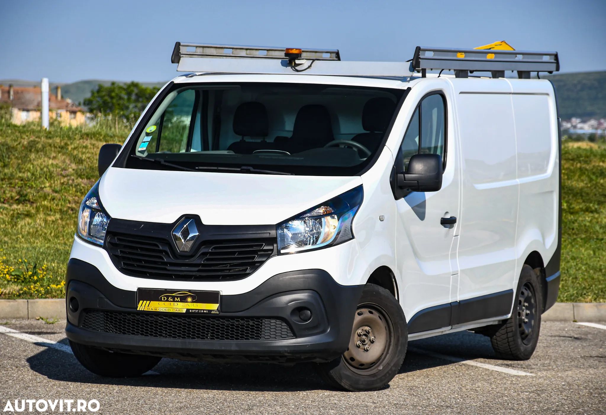 Renault TRAFIC - 1