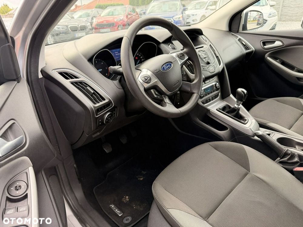 Ford Focus 1.6 TDCi DPF SYNC Edition - 11