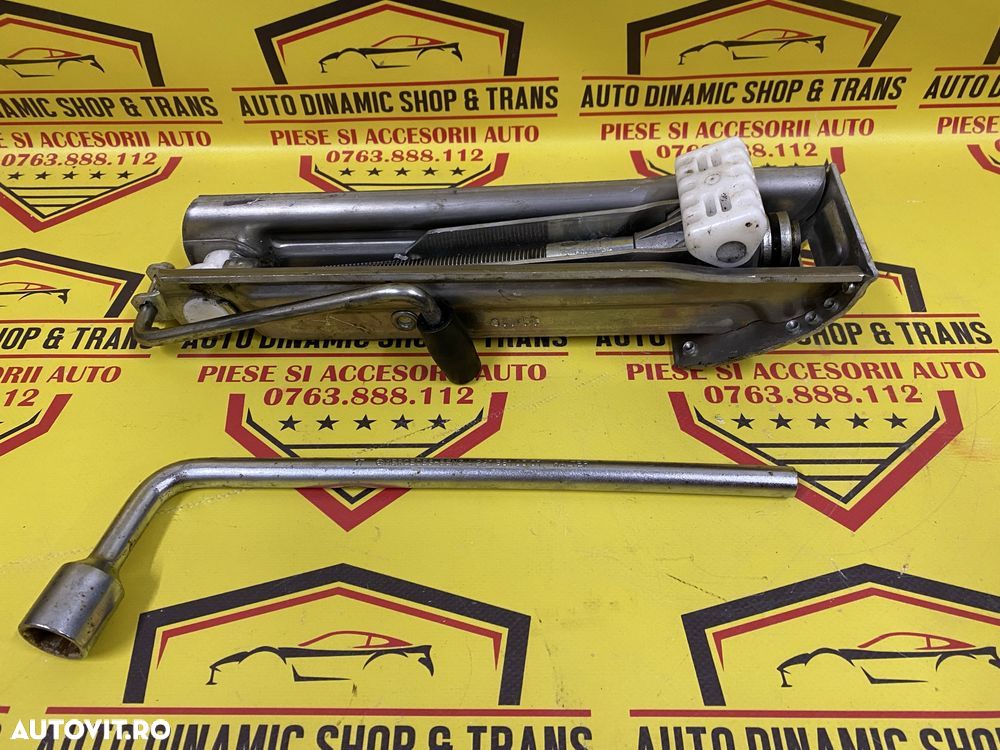 Cric auto cu cheie prezoane  original Mercedes W211 E class - 3