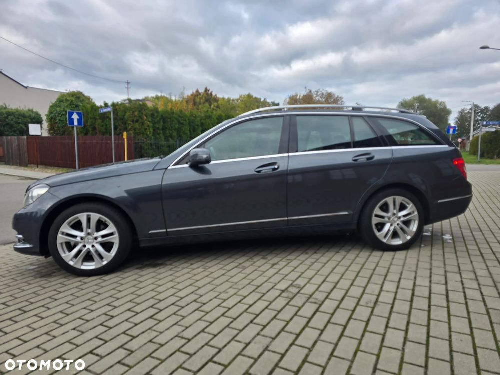 Mercedes-Benz Klasa C 180 T Kompressor Automatik BlueEFFICIENCY Avantgarde - 4