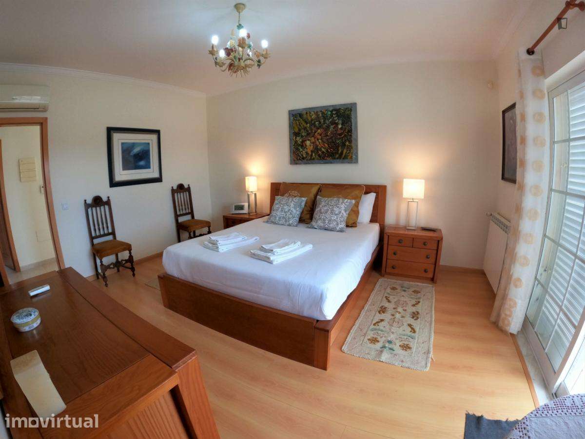 Casa com 4 quartos - localizado em Lisbon - Grande imagem: 3/46