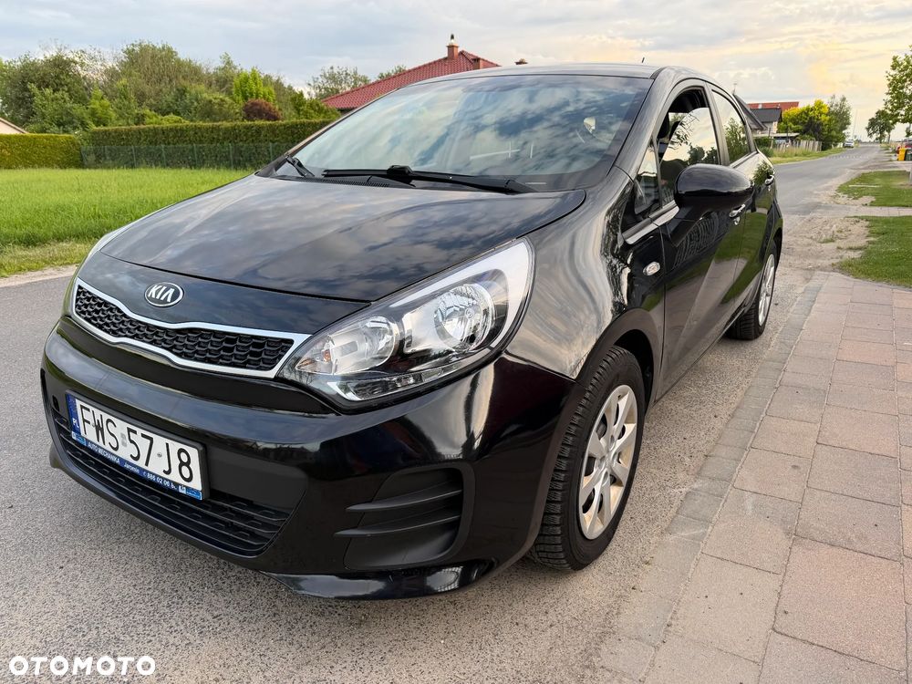 Kia Rio - 4