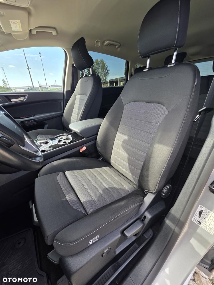 Ford S-Max 2.5 Duratec FHEV TITANIUM - 13