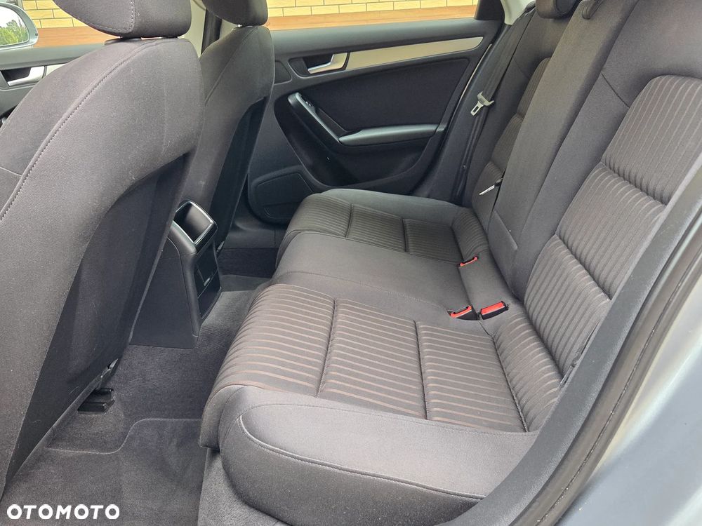 Audi A4 Limousine 1.8 TFSI Attraction - 8