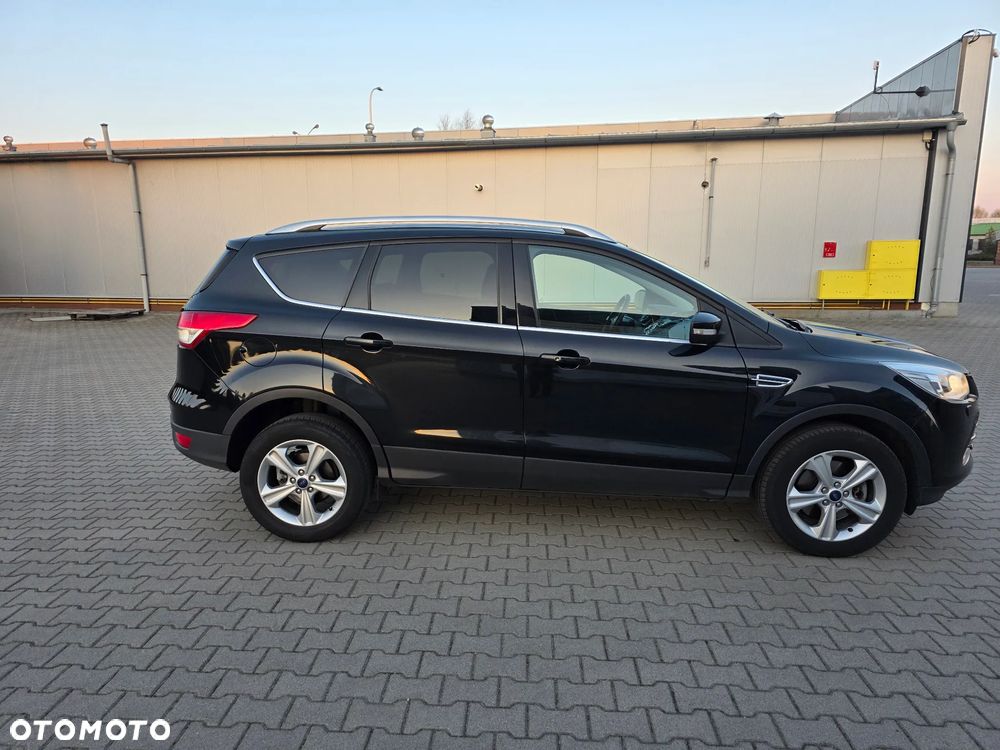 Ford Kuga 2.0 TDCi 4x4 Titanium - 6