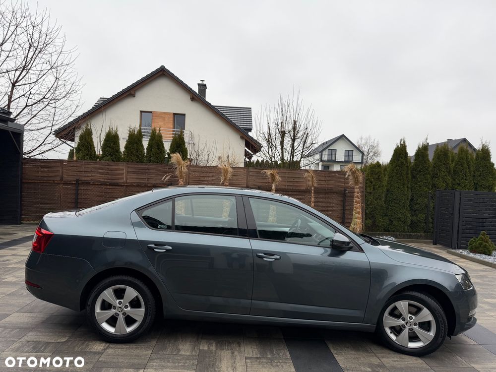 Skoda Octavia 1.4 TSI Ambition - 9