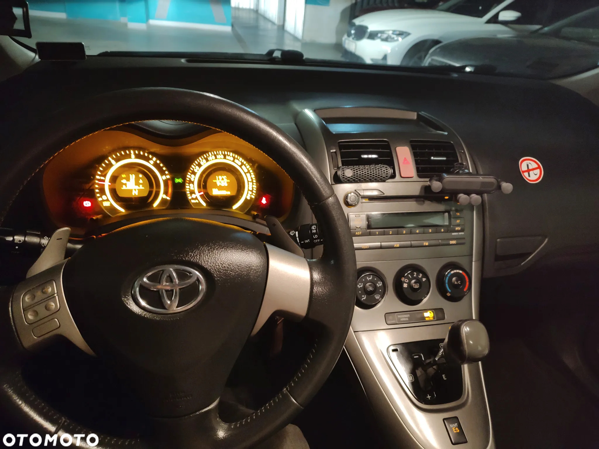 Toyota Auris 1.4 D-4D Luna MM - 7